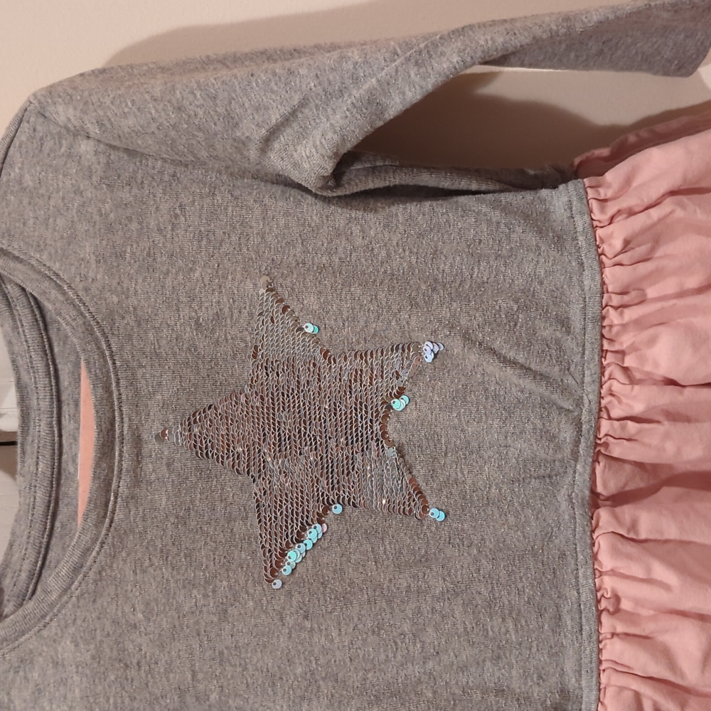 GAP Pink and gray dress with flip sequined star on front. Size S. - Picture 3 of 5